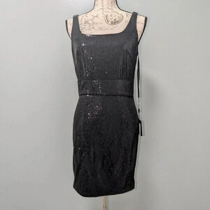 NWT Mac Duggal Black Sequined Sample dress Style 27131